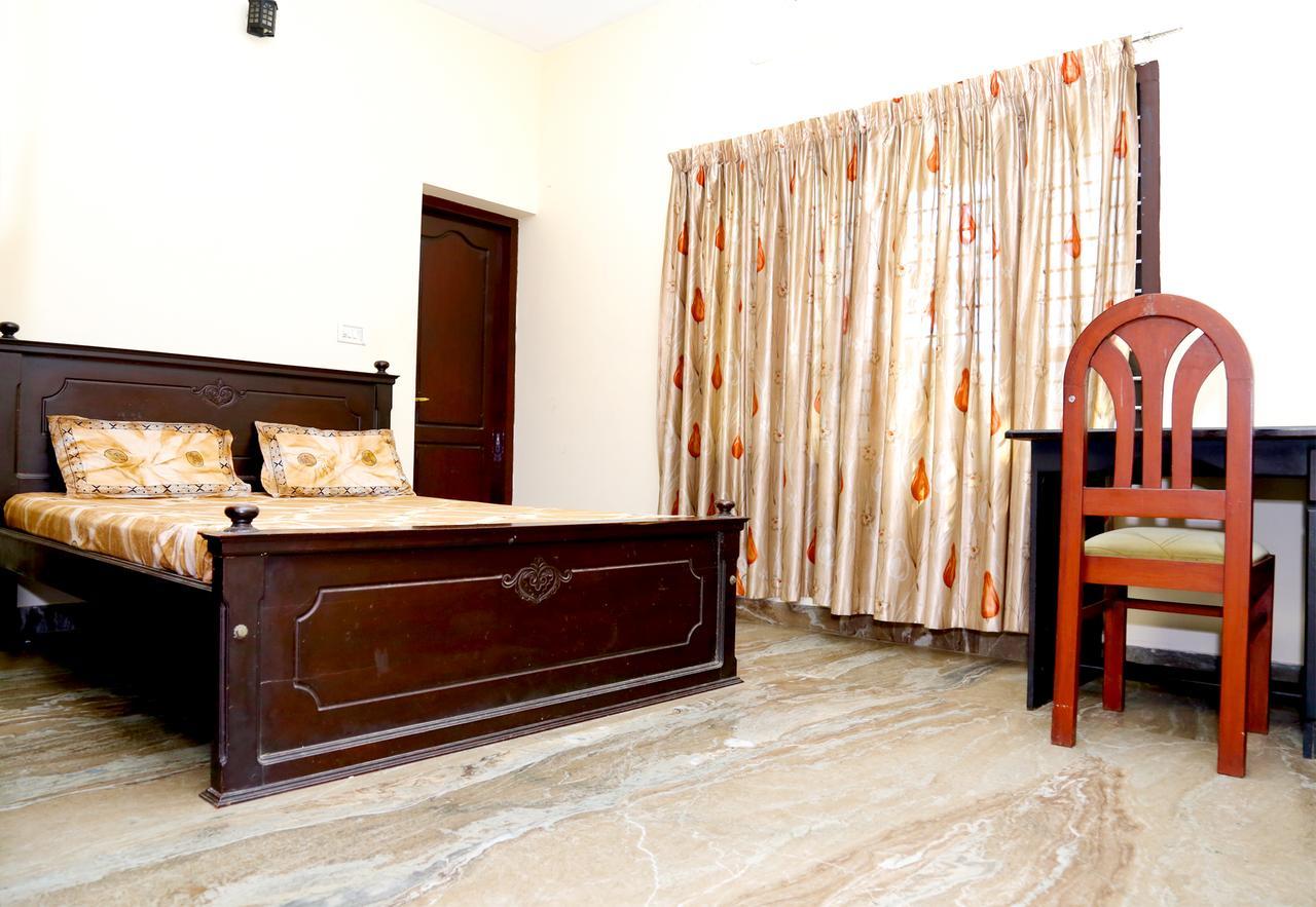 Daffodils Homestay Alappuzha Esterno foto